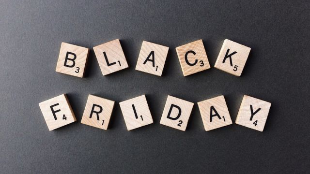 Black Friday helemaal ingeburgerd; 95% jongeren overweegt aankoop