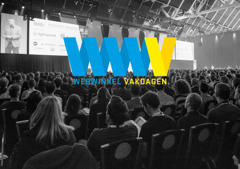 Keynote zaal van Webwinkel Vakdagen met logo